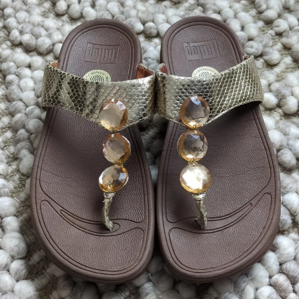 FitFlop Petra Sugar Jeweled Gold Snake Toe Post Platform Sandals Women's Size 8